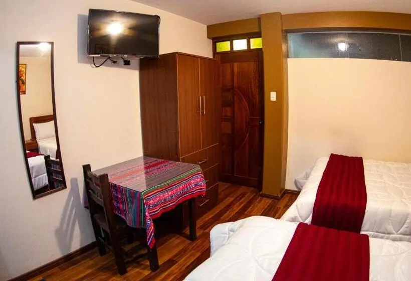 ベーシックトリプルルーム, Hostal Mirador Korichaska