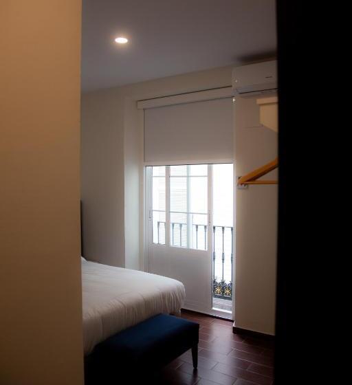 اتاق استاندارد, Noches En Triana