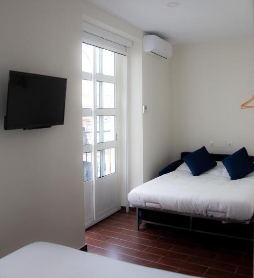 اتاق خانوادگی, Noches En Triana