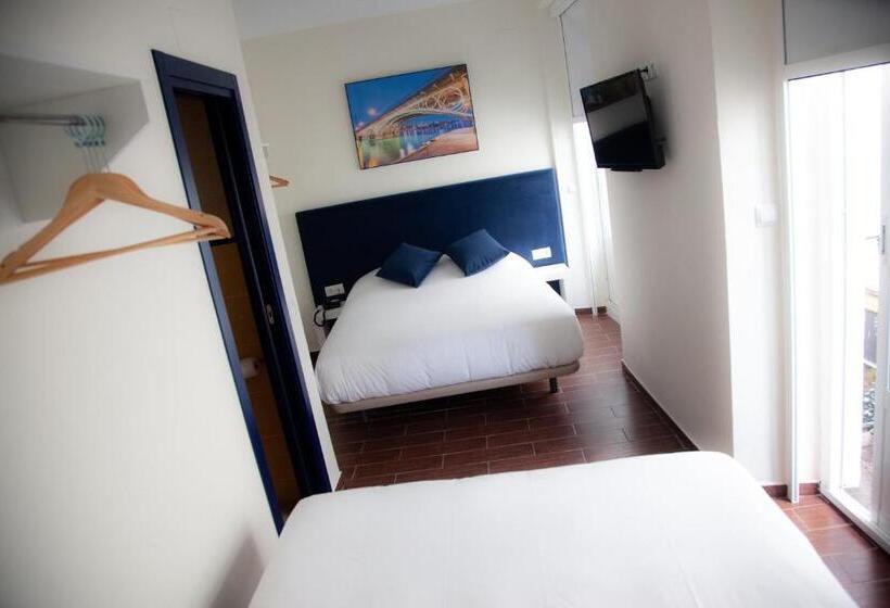 اتاق خانوادگی, Noches En Triana