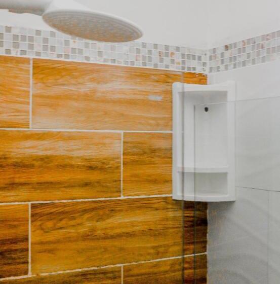 سوئیت با بالکن, Vila Baiana Pousada