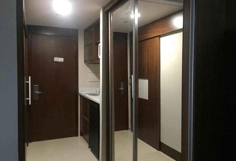 سوییت لوکس, Flat Paulista   Al. Santos