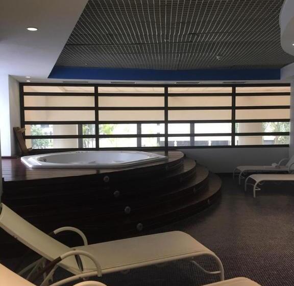 سوییت لوکس, Flat Paulista   Al. Santos