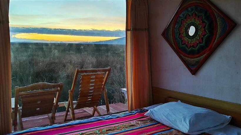 テラス付きスタンダードルーム, Los Uros Lago Titicaca
