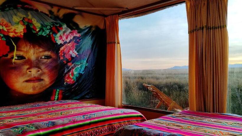 テラス付きスタンダードルーム, Los Uros Lago Titicaca