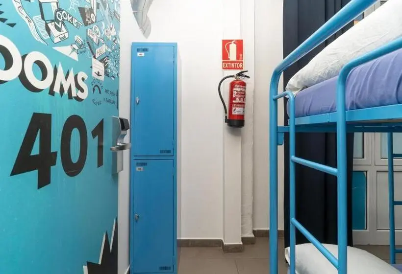 اتاق خانوادگی, Bedcelona Hostel