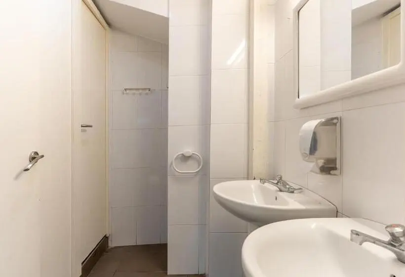 اتاق استاندارد چهار تخته, Bedcelona Hostel