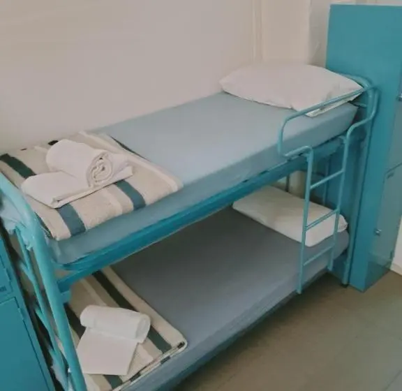 اتاق استاندارد چهار تخته, Bedcelona Hostel