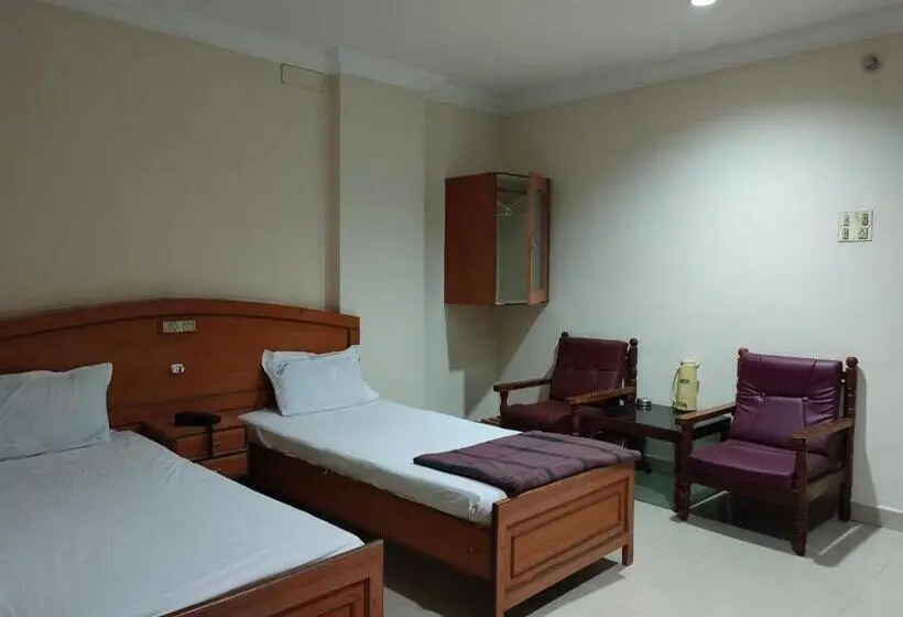 اتاق استاندارد, Geetha International