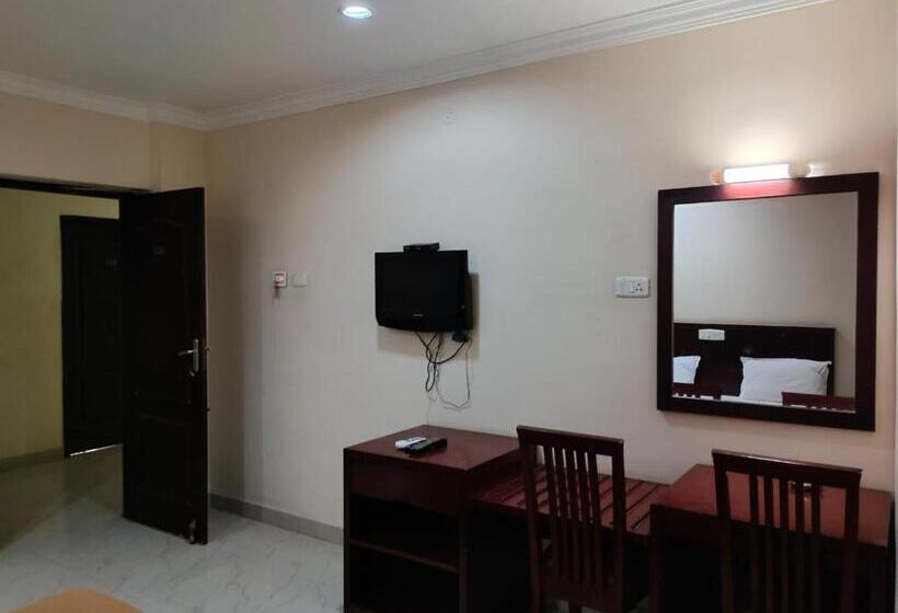 اتاق استاندارد, Geetha International