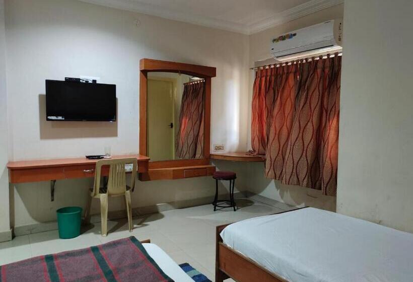 اتاق لوکس, Geetha International