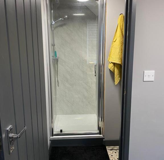 シングルベーシックルーム, London Gate Lodge   Private En Suite Rooms, Kings Lynn, Central Location