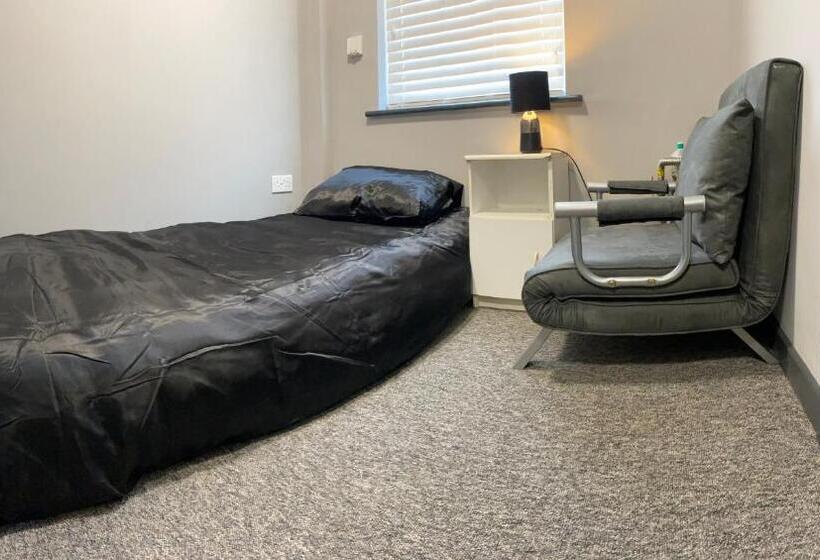 シングルベーシックルーム, London Gate Lodge   Private En Suite Rooms, Kings Lynn, Central Location