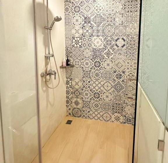 اتاق سوپریور با تخت بزرگ, Costa Beach Residence & Jacuzzi