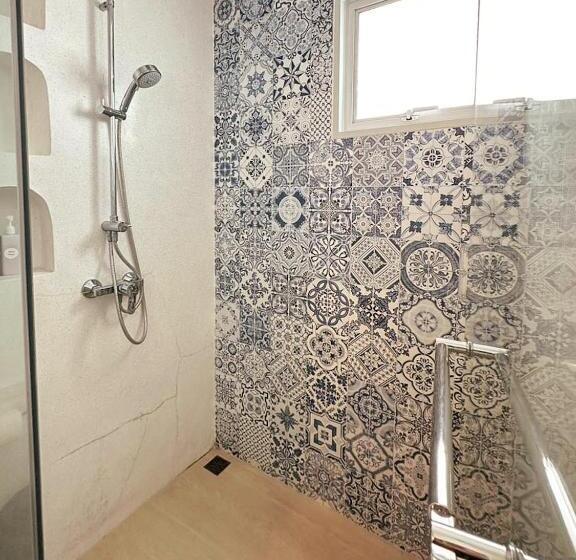 اتاق لوکس با تخت بزرگ, Costa Beach Residence & Jacuzzi