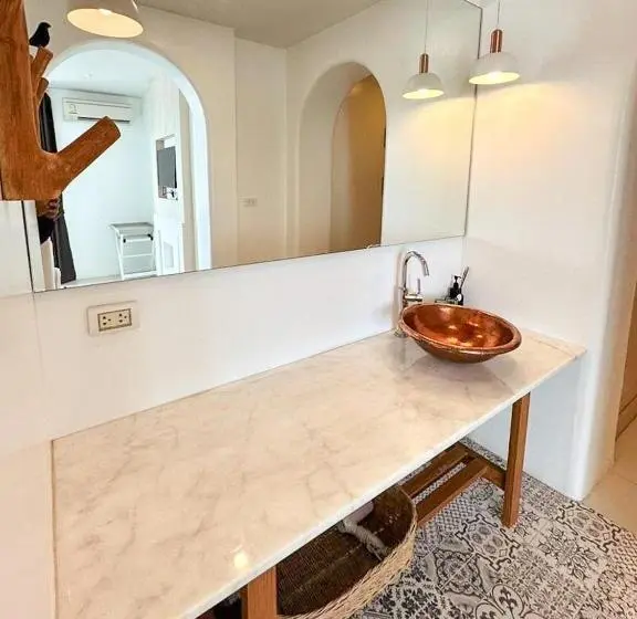デラックスルーム, Costa Beach Residence & Jacuzzi