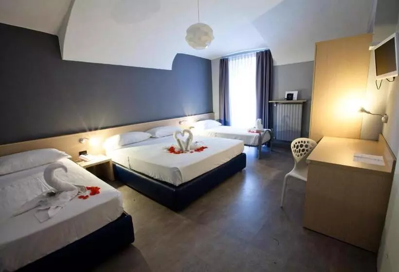 اتاق استاندارد چهار تخته, Adalesia Hotel & Coffee