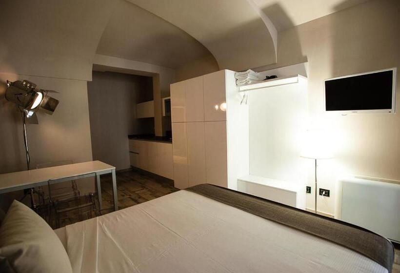 استوديو إدارى, Adalesia Hotel & Coffee