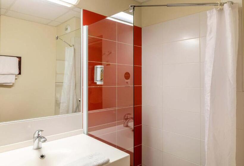 Номер Стандарт Трехместный, B&b Hotel Agen Castelculier