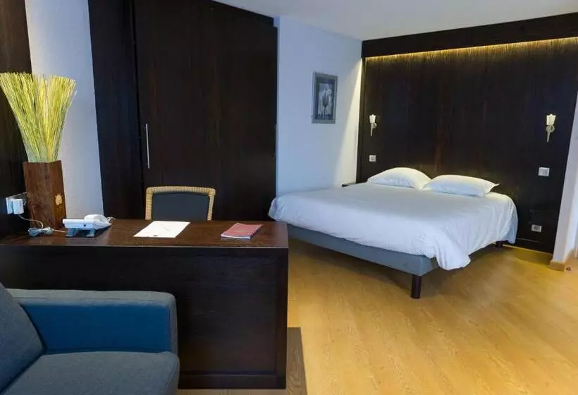 Standard Studio, Cottage Logis Hôtel Restaurant