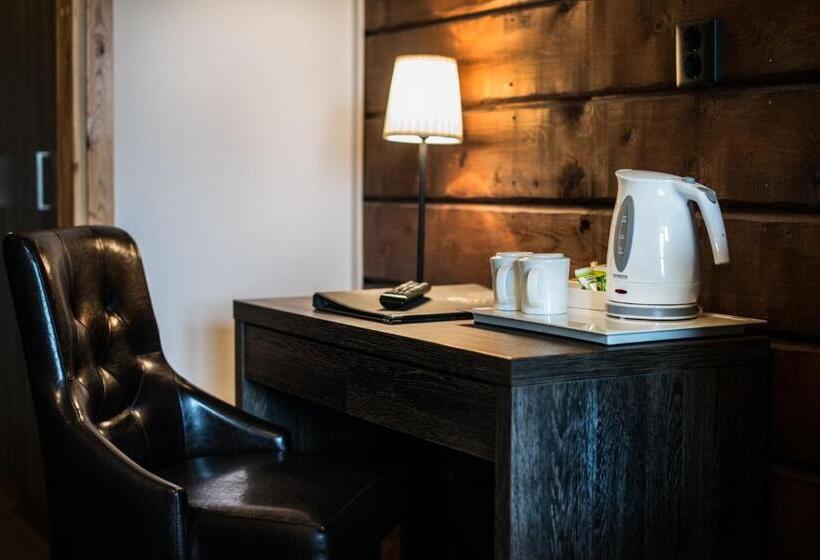 غرفة بريميوم رباعية, Eriksgårdens Fjällhotell