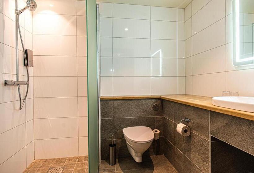 جناح جونيور مزوَّد بشرفة, Eriksgårdens Fjällhotell