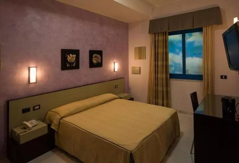 エコノミールーム, Grand Hotel La Tonnara
