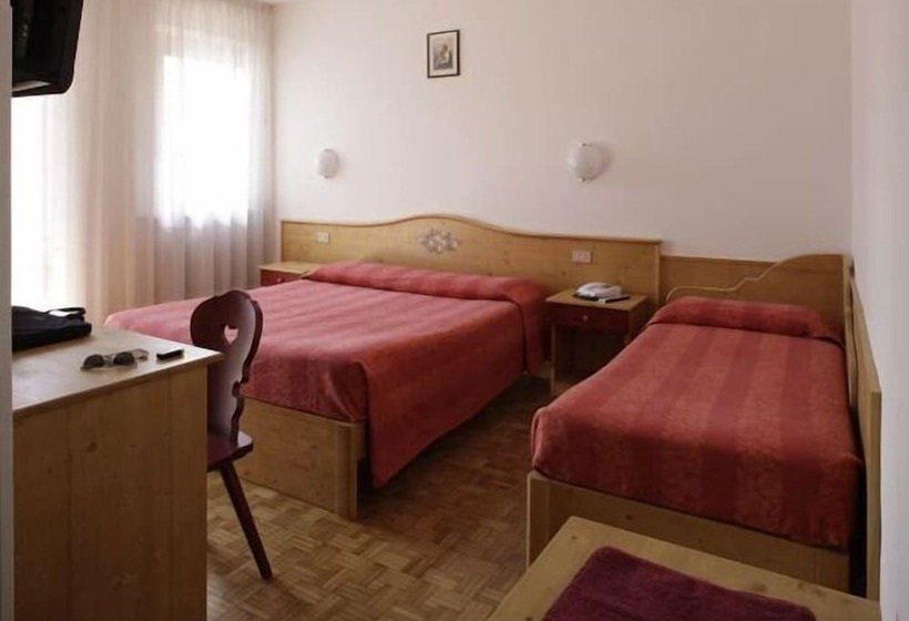 Номер Стандарт Трехместный, Miravalle