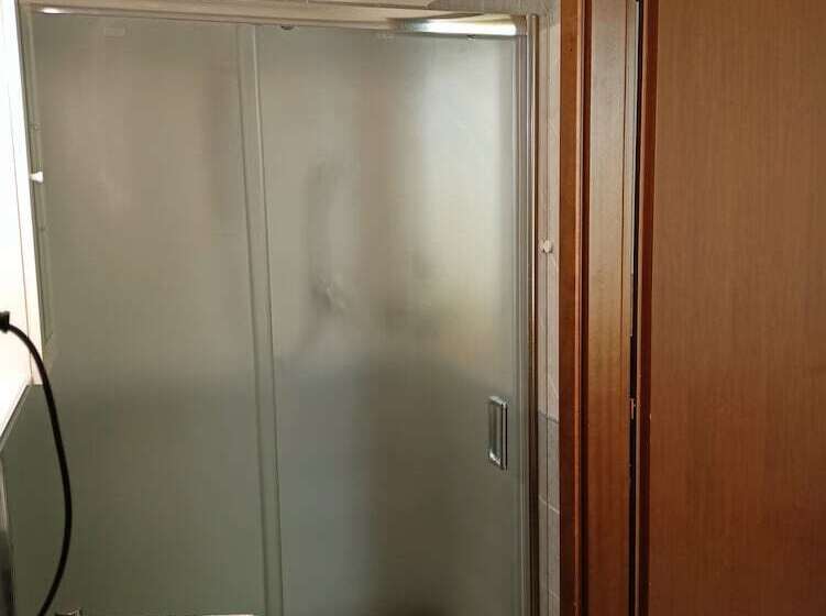 חדר סטנדרט יחיד, Ariston Imperial