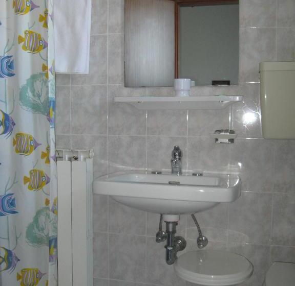 غرفة عائلية, B&b Garnì Da Vito