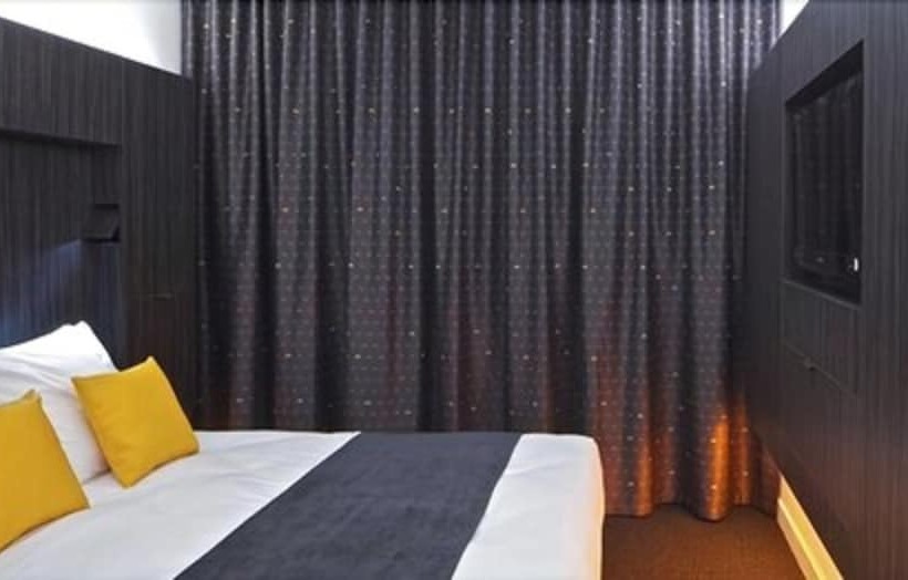 高级大房间, Akena Nantes Atlantis Zénith