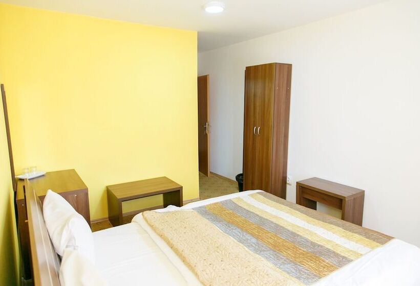 스탠다드 룸, Global