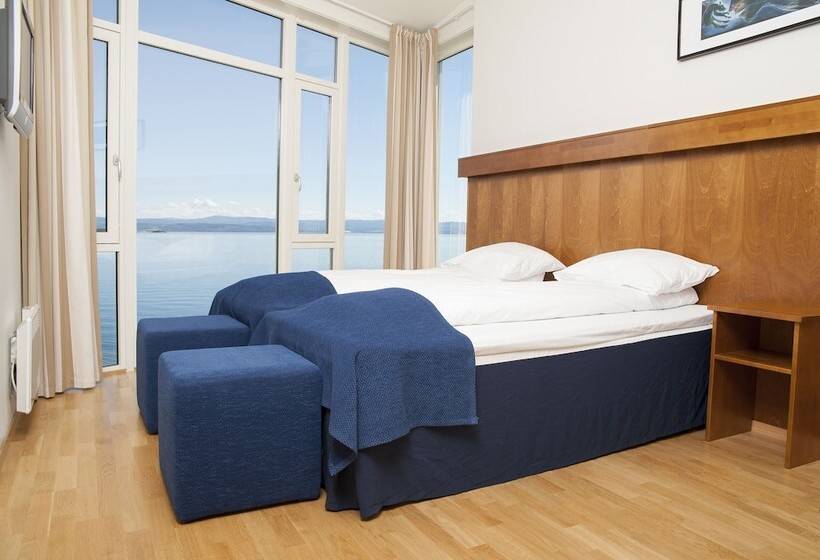 جناح مطلّ علي البحر, Jegtvolden Fjordhotell