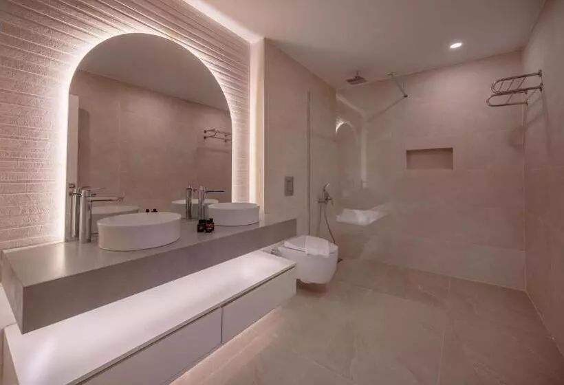 Deluxe Suite Sea View, Kas Marin