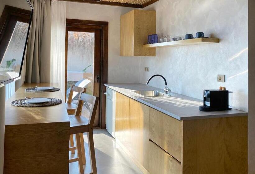 فيلا غرفة نوم واحدة مع مسبح, Kas Marin