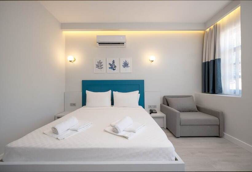 غرفة قياسية ثلاثية, Kas Marin