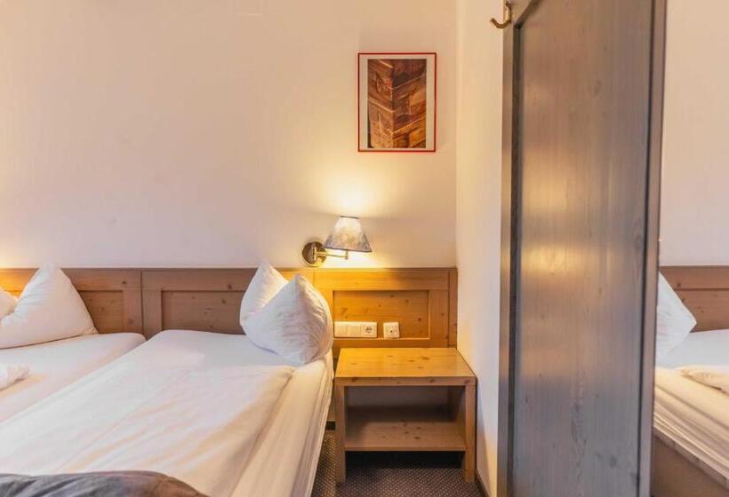 اتاق استاندارد, Krvavec