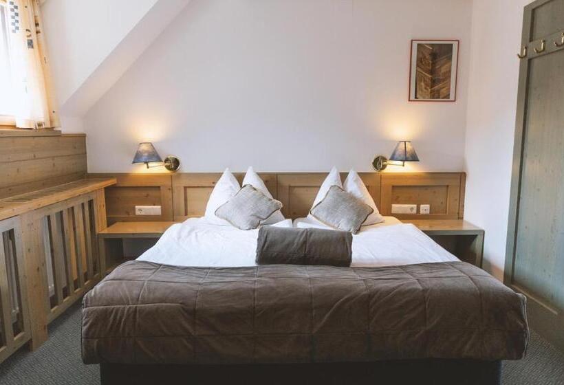 اتاق استاندارد, Krvavec