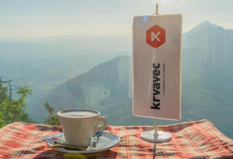 اتاق استاندارد با بالکن, Krvavec