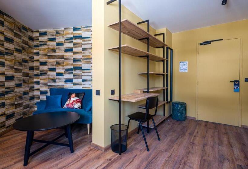 Номер Deluxe, L Outa Hotel Restaurant