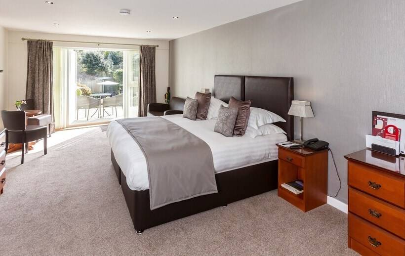 プールの見えるデラックスルーム, La Barbarie