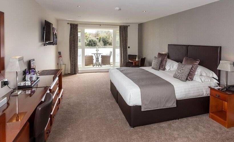 סוויטה דלוקס, La Barbarie