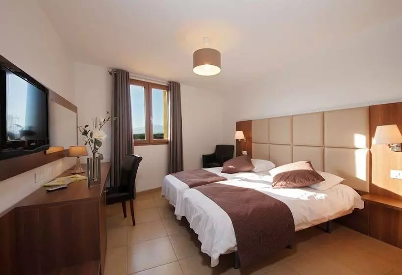 コンフォートルーム, Logis Hotel Cara Sol