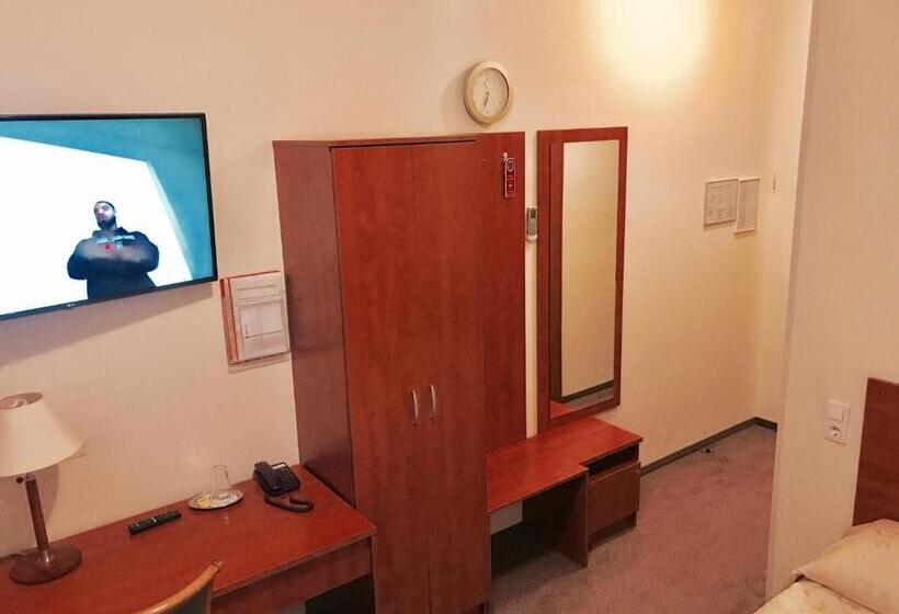 اتاق اکونومی یک تخته, Smėlynė