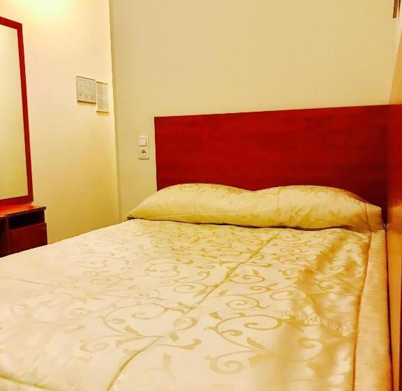 اتاق اکونومی یک تخته, Smėlynė