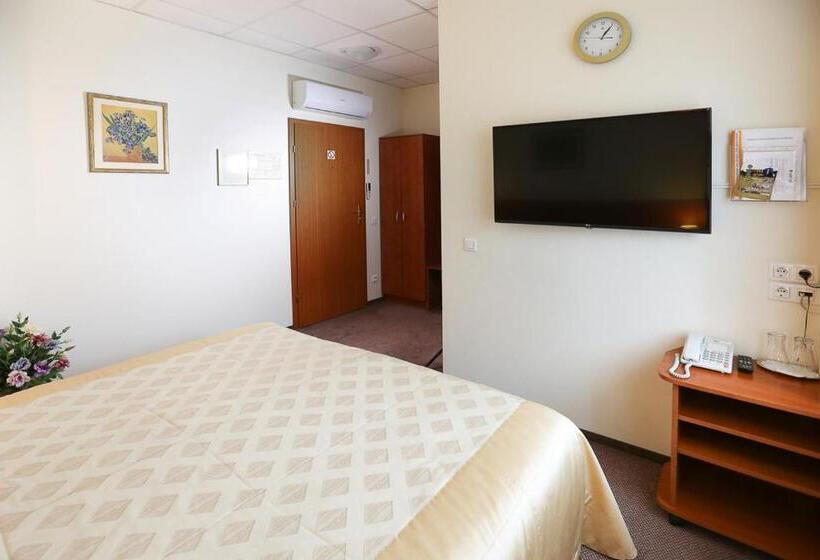 اتاق اکونومی, Smėlynė