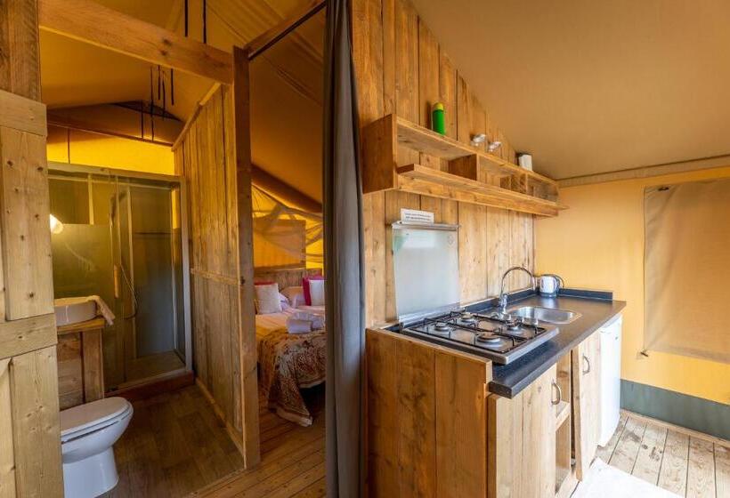 Standard Tent, Tenuta Delle Ripalte