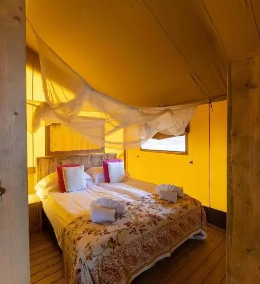 Standard Tent, Tenuta Delle Ripalte