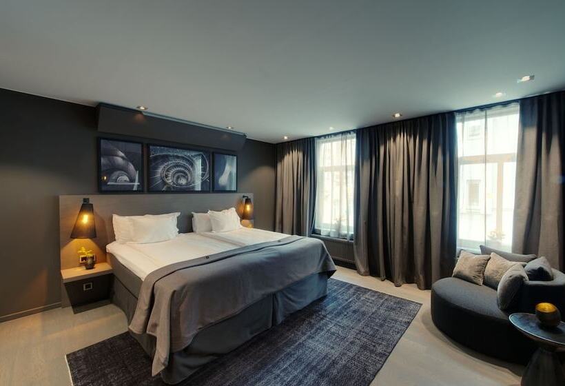 סוויטה, The Lamp Hotel & Spa