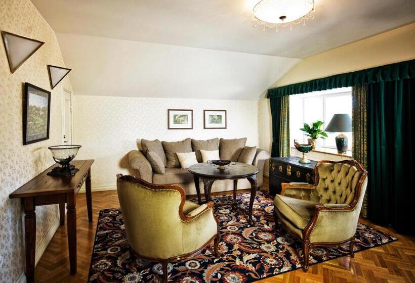 جناح, Vanajanlinna